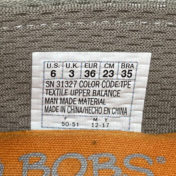 BOBS from Skechers Plush Finger Paint Slip On Shoes Taupe Canvas 31327 Womens 6 - Picture 9 of 10